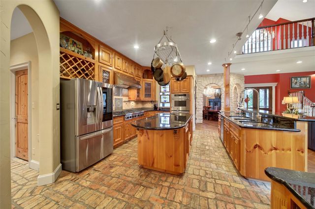 20011 Hilltop Ranch Drive, Montgomery, TX 77316