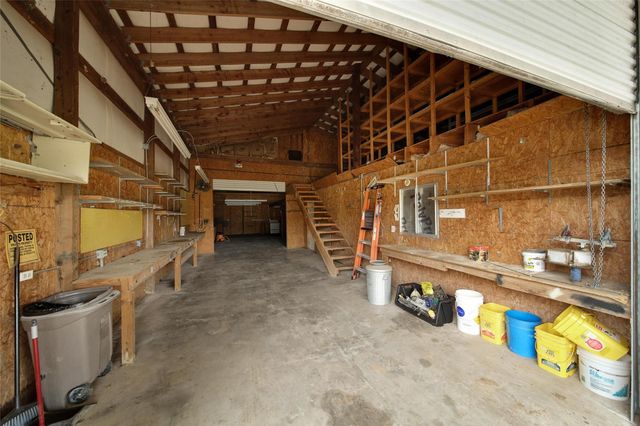 20011 Hilltop Ranch Drive, Montgomery, TX 77316