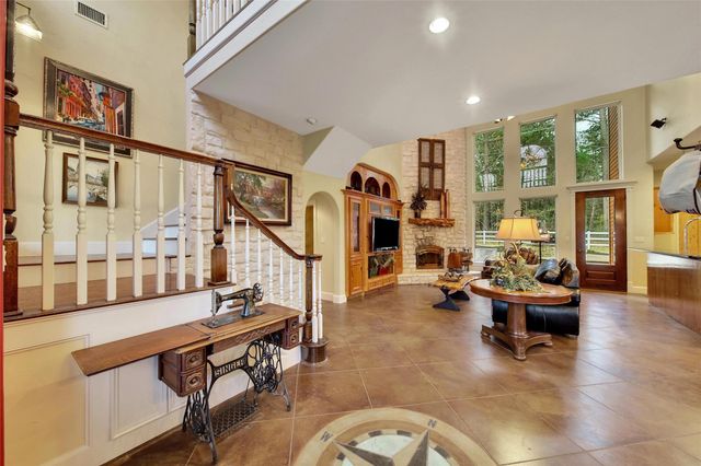 20011 Hilltop Ranch Drive, Montgomery, TX 77316