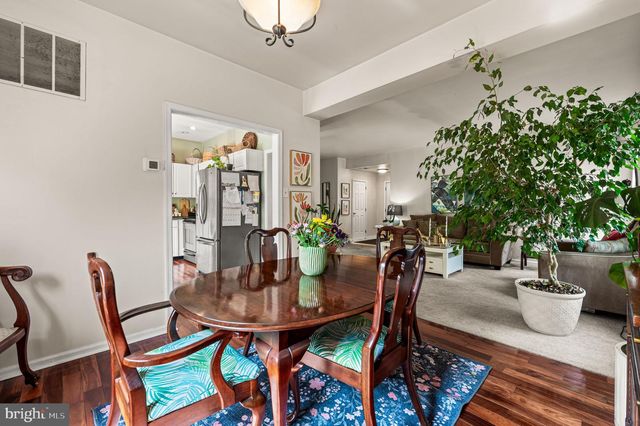 930 TRELLIS LN, West Chester, PA 19382