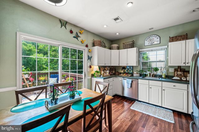 930 TRELLIS LN, West Chester, PA 19382