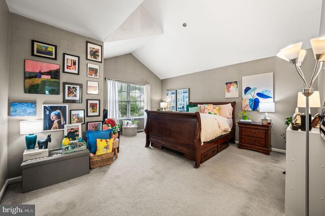 930 TRELLIS LN, West Chester, PA 19382