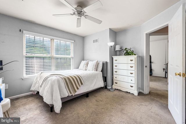930 TRELLIS LN, West Chester, PA 19382