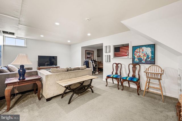 930 TRELLIS LN, West Chester, PA 19382
