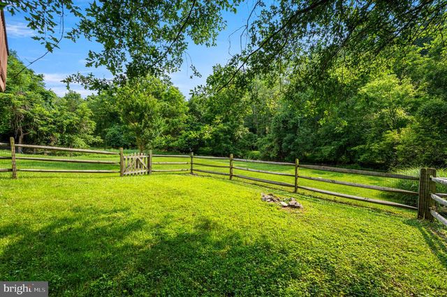 930 TRELLIS LN, West Chester, PA 19382