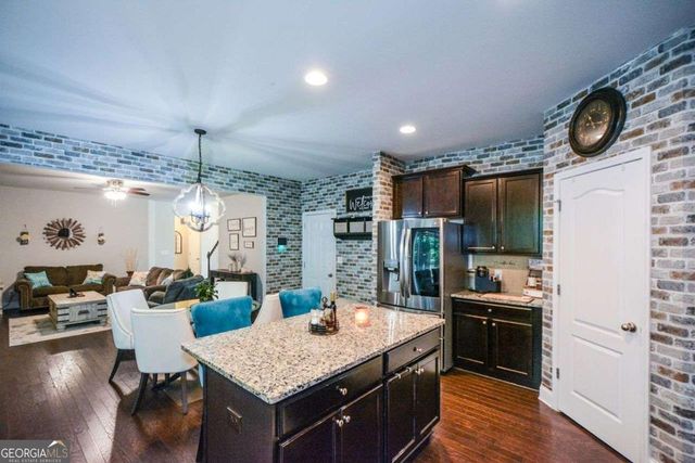 325 Paces Drive, Lithia Springs, GA 30122