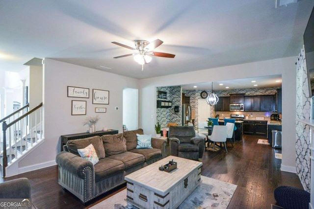 325 Paces Drive, Lithia Springs, GA 30122