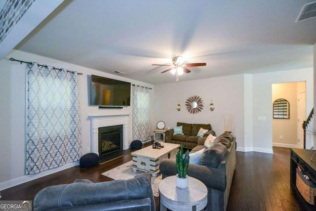 325 Paces Drive, Lithia Springs, GA 30122