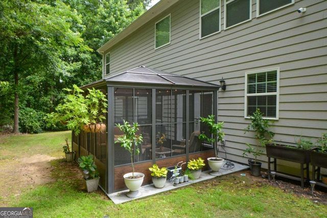 325 Paces Drive, Lithia Springs, GA 30122