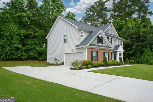 325 Paces Drive, Lithia Springs, GA 30122