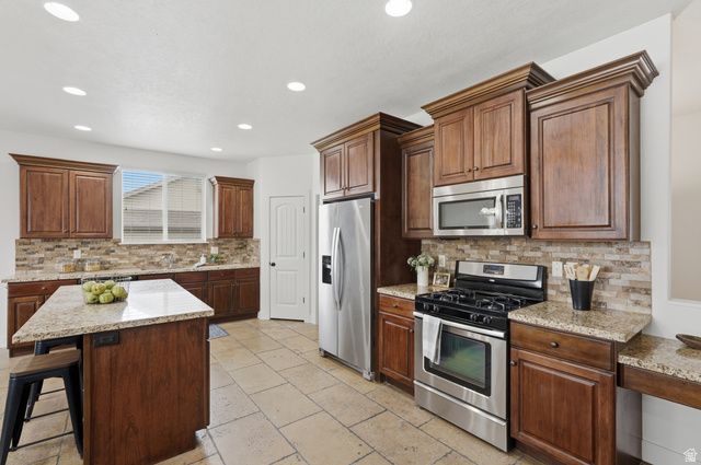 356 E SALEM PARK CIR, Salem, UT 84653
