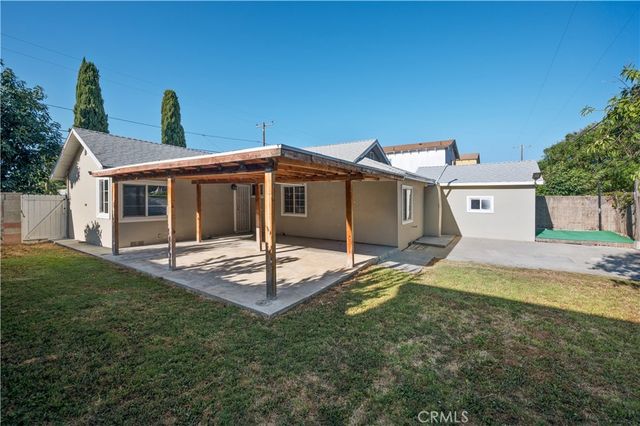 46 W Pleasant, Long Beach, CA 90805