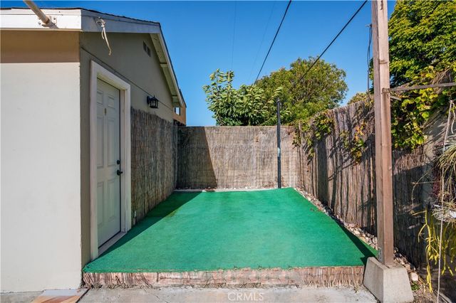 46 W Pleasant, Long Beach, CA 90805