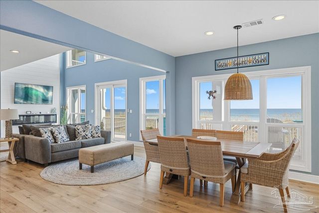 7485 Gulf Blvd, Navarre Beach, FL 32566