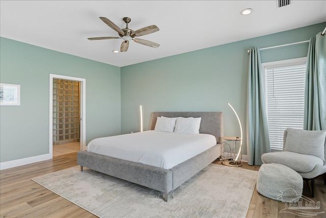 7485 Gulf Blvd, Navarre Beach, FL 32566