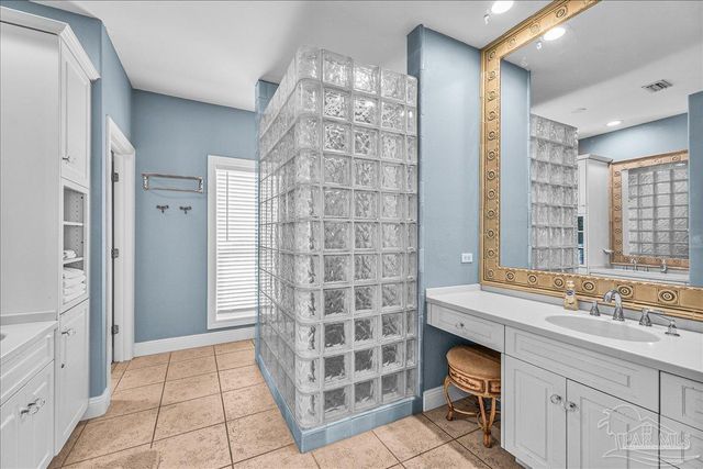 7485 Gulf Blvd, Navarre Beach, FL 32566