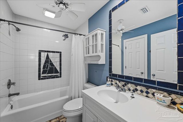 7485 Gulf Blvd, Navarre Beach, FL 32566