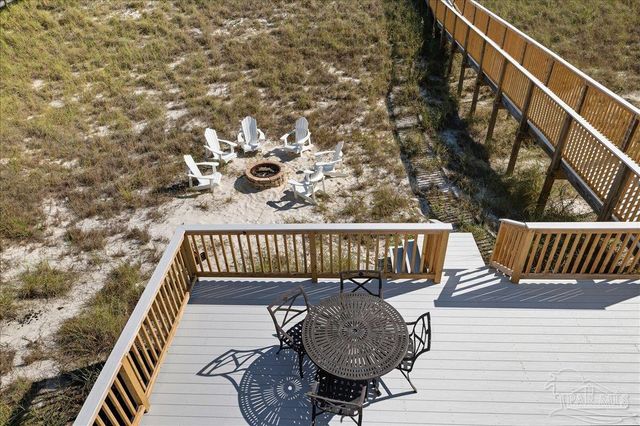 7485 Gulf Blvd, Navarre Beach, FL 32566