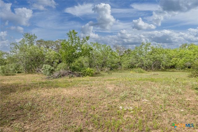 5063 State Hwy 97 E, Gonzales, TX 78629