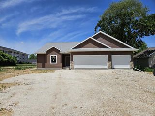 3831 Avery Lane, Janesville, WI 53546