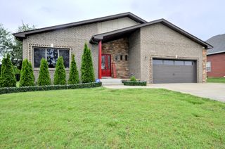 3173 PORTER HILLS DR, Clarksville, TN 37043