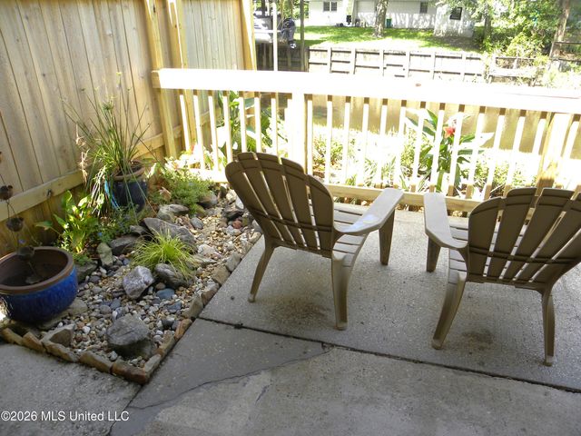 11447 Summer Lane Road, Biloxi, MS 39532