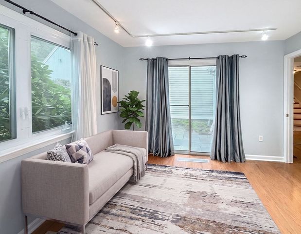 99 Fifer Lane 99, Lexington, MA 02420