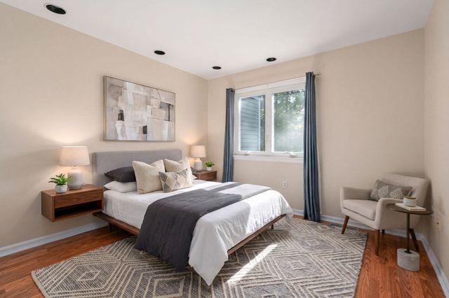 99 Fifer Lane 99, Lexington, MA 02420