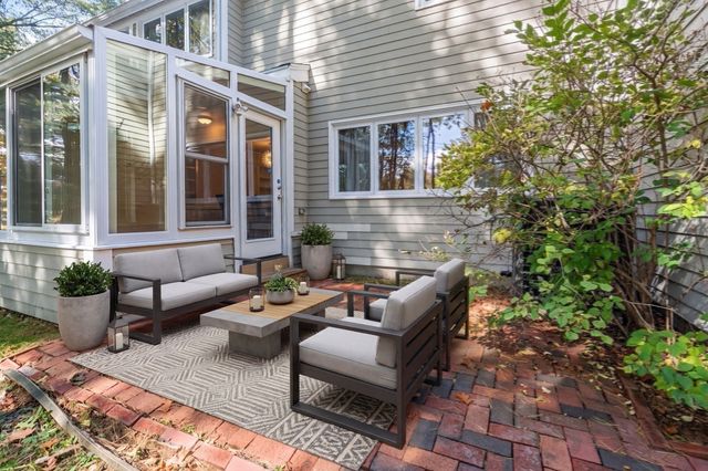99 Fifer Lane 99, Lexington, MA 02420