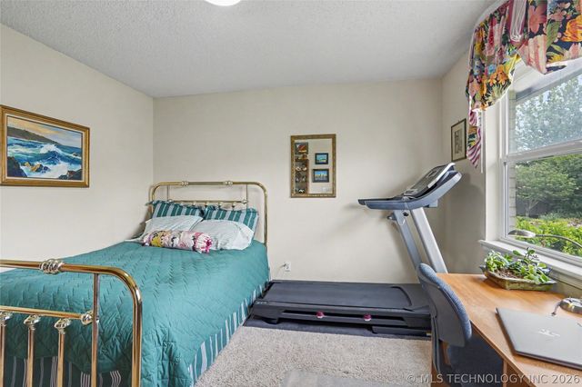 2525 S Hickory Avenue, Broken Arrow, OK 74012
