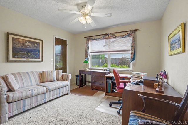 2525 S Hickory Avenue, Broken Arrow, OK 74012