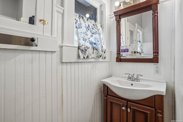 821 E QUINCY ST, San Antonio, TX 78215