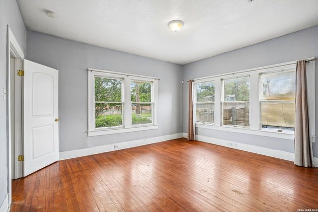 821 E QUINCY ST, San Antonio, TX 78215