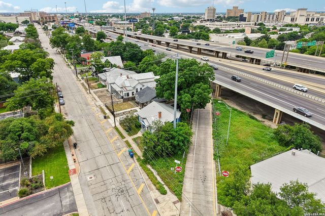 821 E QUINCY ST, San Antonio, TX 78215