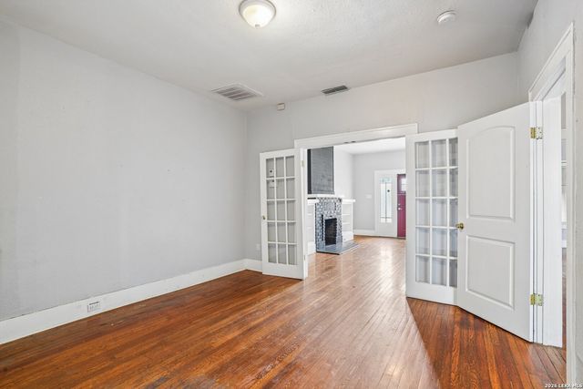 821 E QUINCY ST, San Antonio, TX 78215