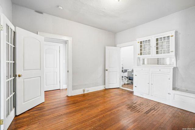 821 E QUINCY ST, San Antonio, TX 78215