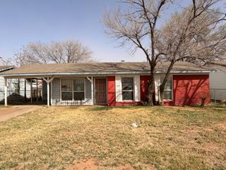 1821 E 1st Place, Lubbock, TX 79403
