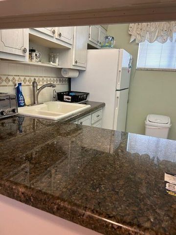 2615 S Garden Drive 103, Lake Worth, FL 33461