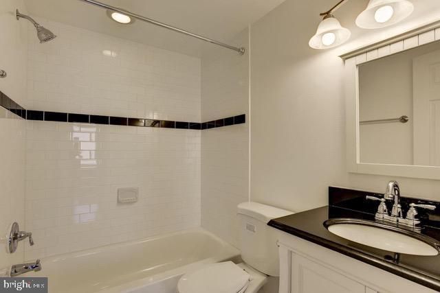 45 E RANDALL ST, Baltimore, MD 21230