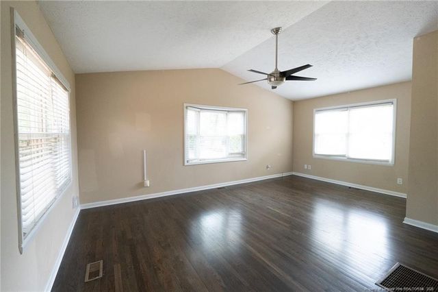 3528 Barron Way, Fayetteville, NC 28311