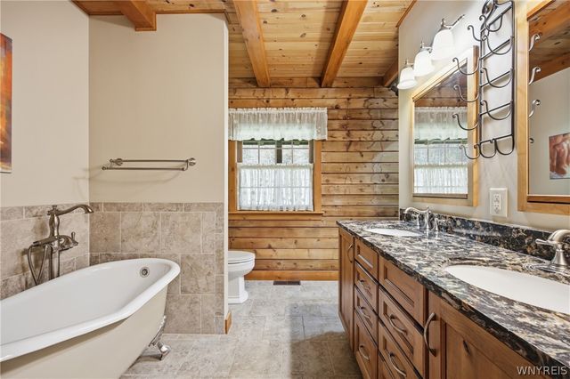 23 Cherrywood Ridge, Holland, NY 14080