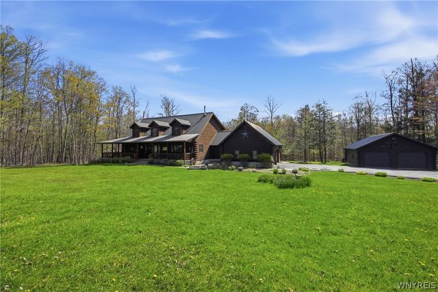 23 Cherrywood Ridge, Holland, NY 14080