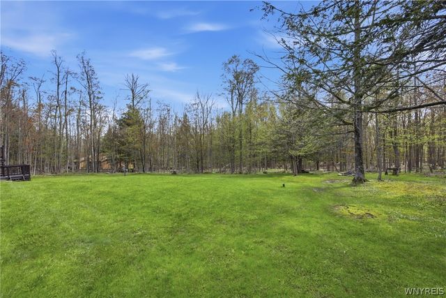 23 Cherrywood Ridge, Holland, NY 14080