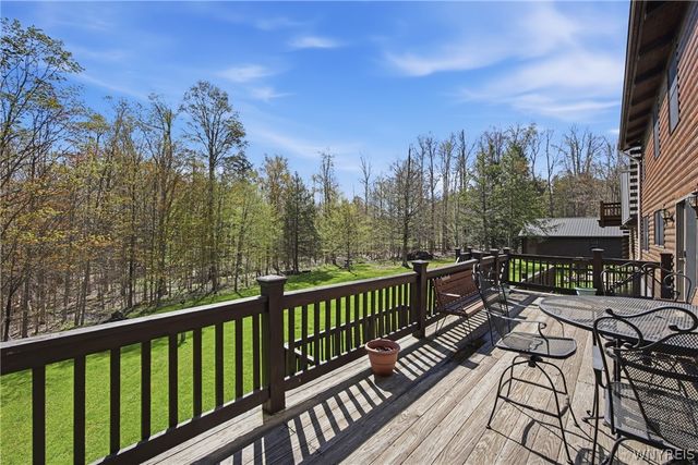 23 Cherrywood Ridge, Holland, NY 14080