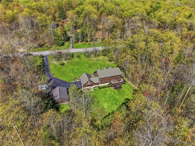 23 Cherrywood Ridge, Holland, NY 14080