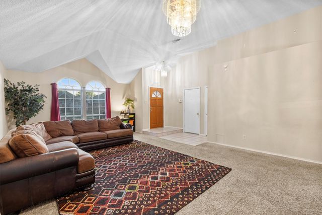 8729 Sabinas Trail, Fort Worth, TX 76118