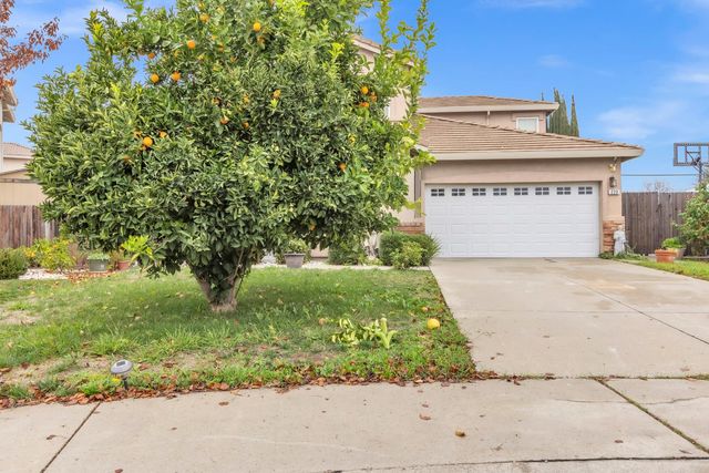 220 Cicero Cir, Elk Grove, CA 95758