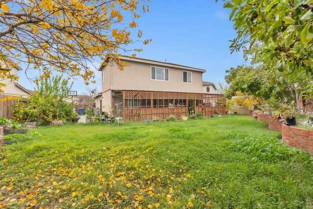 220 Cicero Cir, Elk Grove, CA 95758