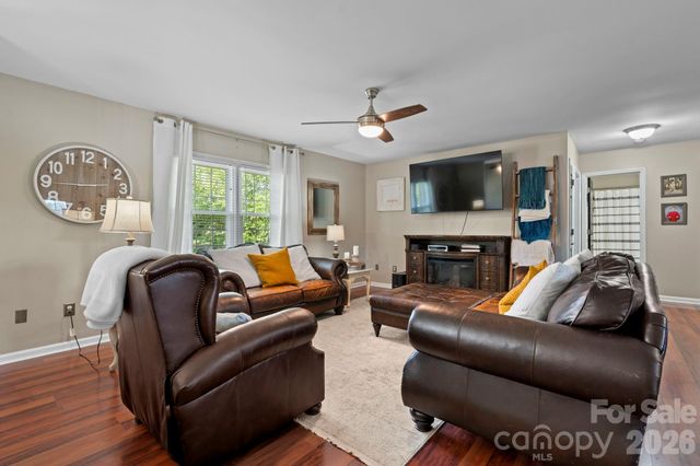 5750 Ellenwood Road, Granite Falls, NC 28630