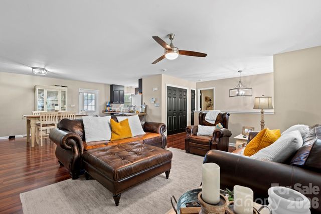 5750 Ellenwood Road, Granite Falls, NC 28630